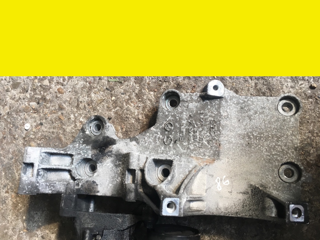 Suport alternator Volkswagen VW Golf Plus [2004 - 2009] Minivan 5-usi 1.9 TDI MT (105 hp) (5M1 521)
