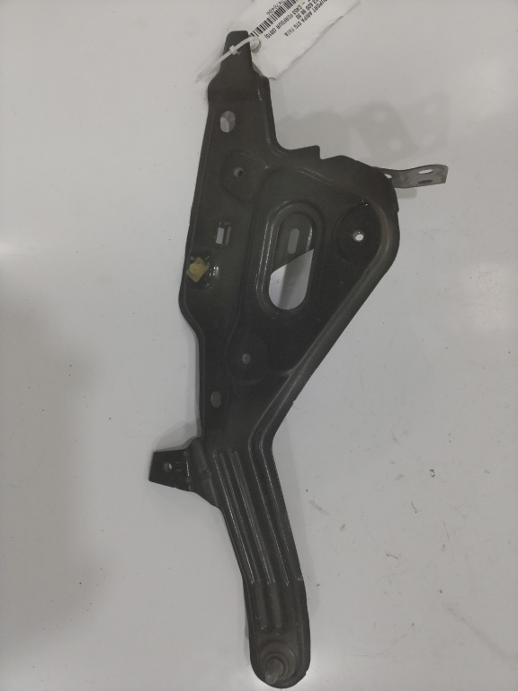Suport aripa stanga fata Smart C453 Forfour an 2015 cod piesa A4536209800