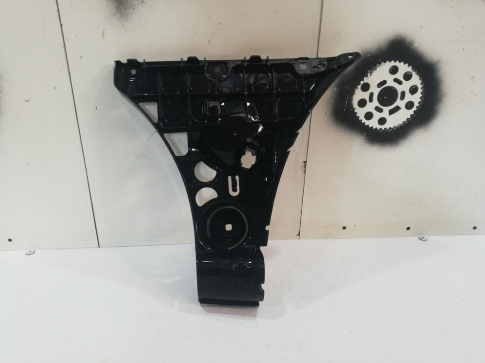Suport bara spate dreapta Bmw Seria 5 E60 cod 51127033716 An 2003 2004 2005 2006 2007 2008 2009 2010
