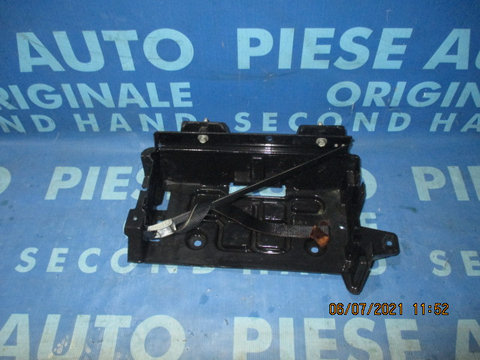 Suport baterie Chrysler 300C; 05112061AG