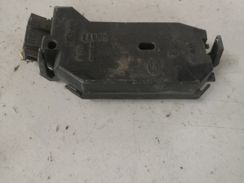 Suport bec stop SEAT CORDOBA (6K1, 6K2) [ 1993 - 2002 ] OEM 96163600