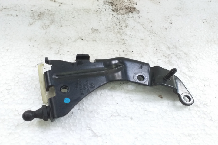 Suport capac motor 03L103357K 03L103357K Audi A5 8T [facelift] [2011 - 2016] Cabriolet 2.0 TDI MT (177 hp) S-Line 8F7 COD culoare LZ9Y
