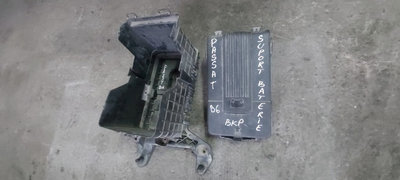 Suport / Carcasa Baterie/ Acumulator VW Passat B6 