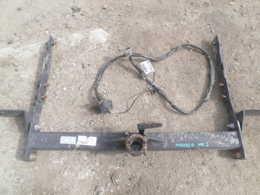 Suport carlig tractare Ford Mondeo MK5 DS7J-19D521-HA DS7J19D521HA