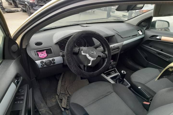 SUPORT CENTURA DE SIGURANTA Opel Astra H