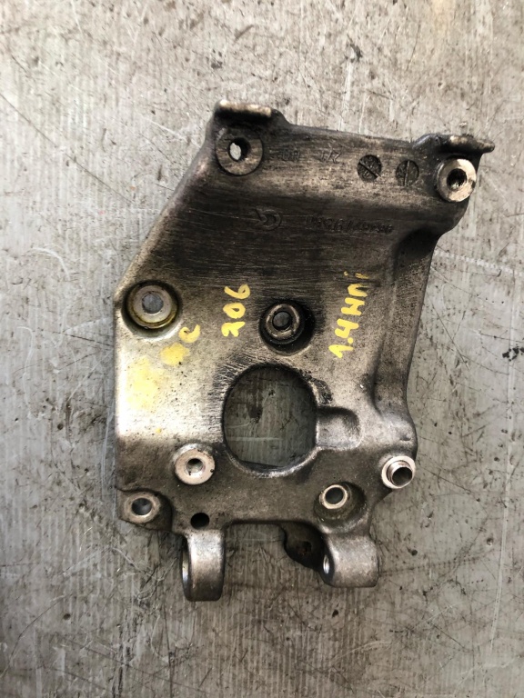 Suport compresor ac 1.6 hdi peugeot 206 9646719580