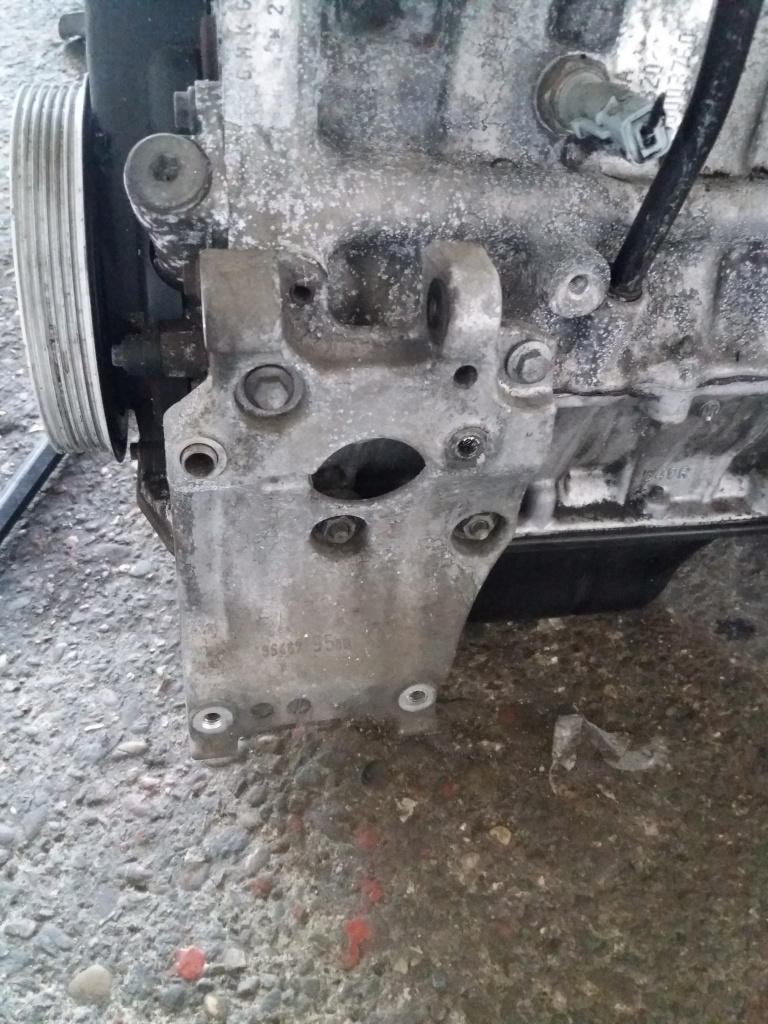 Suport compresor ac ford focus 1.6 tdci