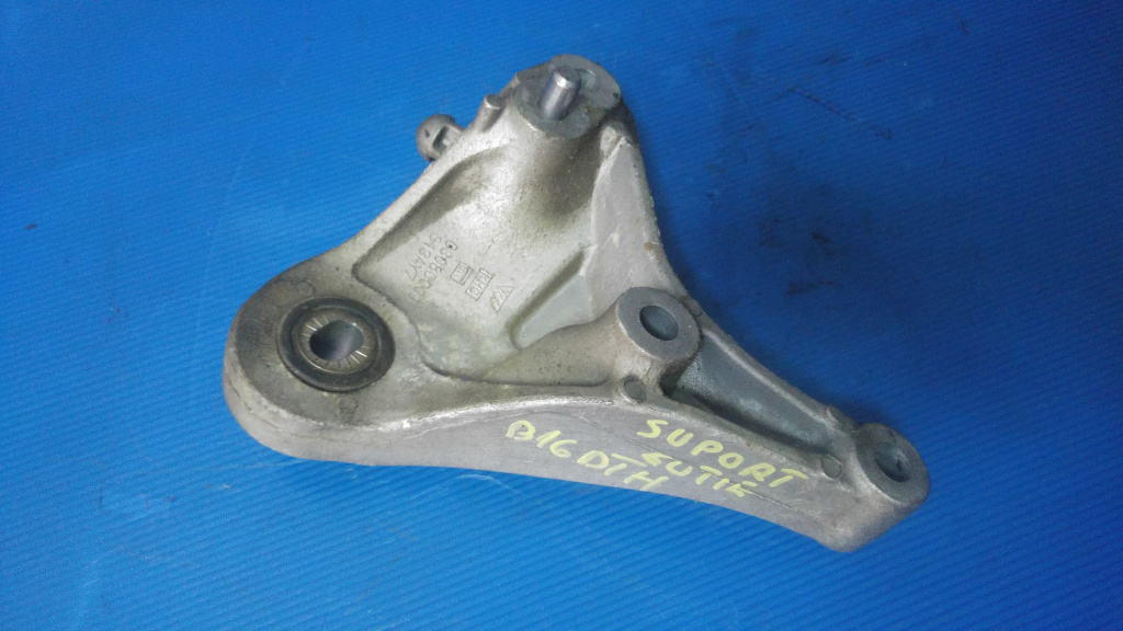 Suport cutie b16dth 1.6 cdti opel mokka x j13 96983905