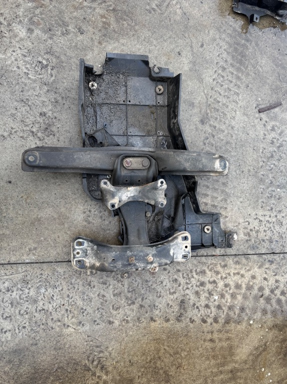 Suport cutie Subaru Impreza 3 2,0 D an 2011