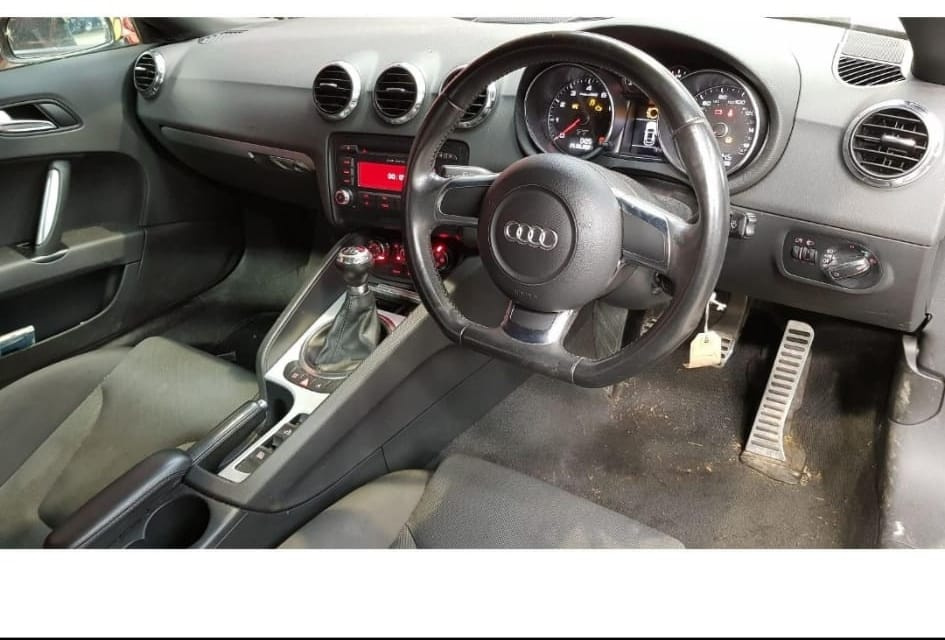 SUPORT CUTIE VITEZE AUDI TT 8J 1.8 TFSI BENZINA CDA 2010