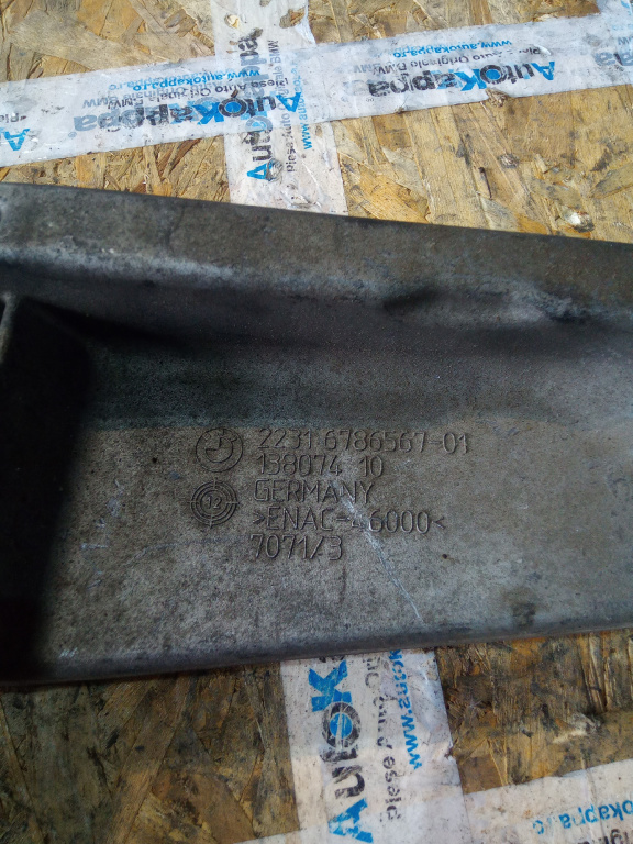 Suport cutie viteze Bmw X3 (f25 ) an 2010 N47 cod piesa 22316786567