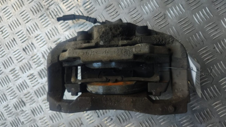 Suport etrier dreapta fata BMW Seria 5 F10 2.0 xDrive cod motor N47-D20D ,an 2012