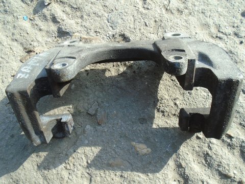 Suport Etrier Dreapta Fata Opel Zafira B 1.9 din 2006