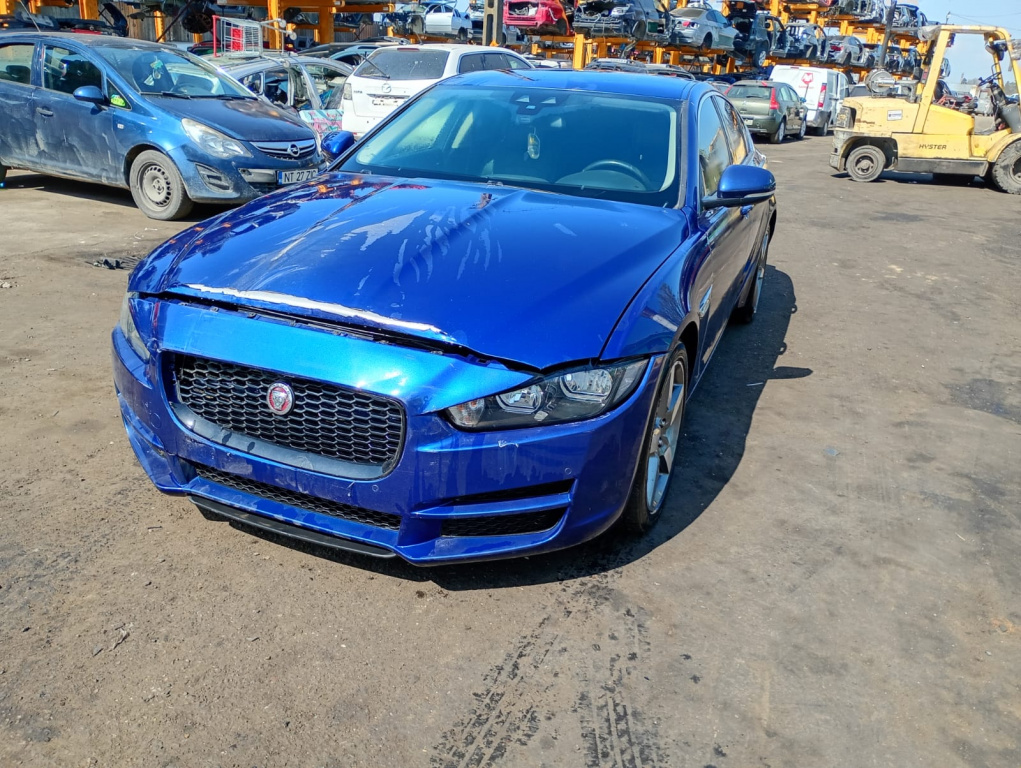 Suport etrier dreapta spate 2.0 AJ813164