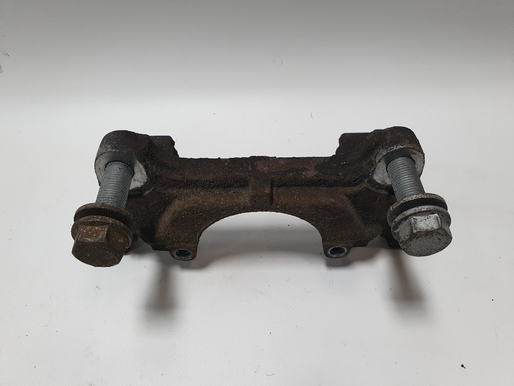 Suport etrier fata Volkswagen Passat B7 (365) 2.0 TDI CFFB 2012