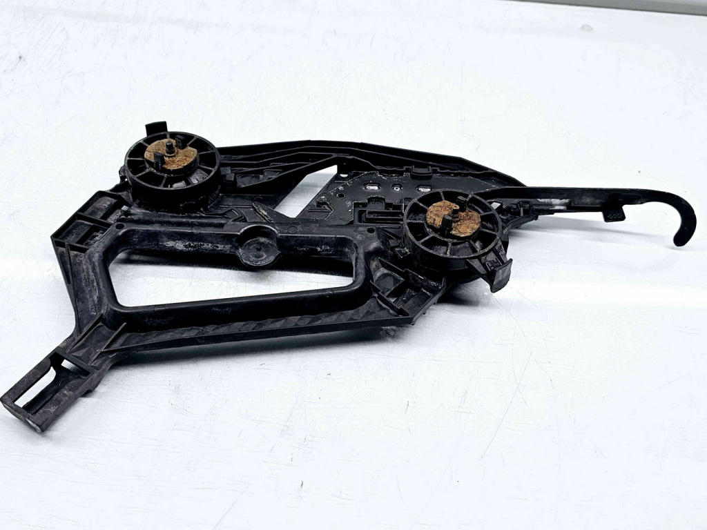 Suport far dreapta Skoda Octavia 2 (1Z3) [Fabr 200
