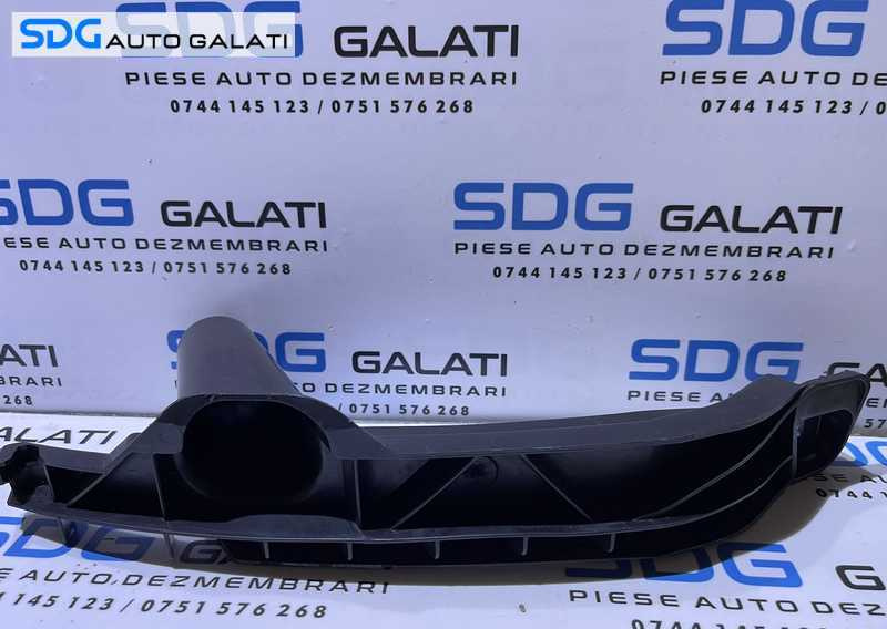 Suport Far Spoiler Bara Fata Stanga VW Golf 5 2004