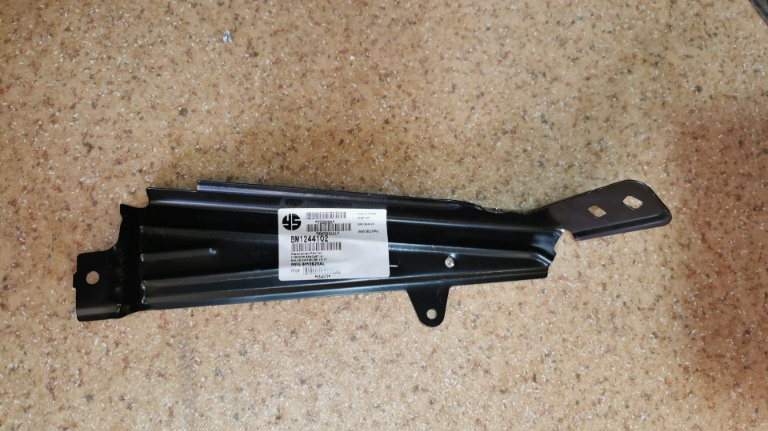Suport inferior aripa fata BMW X3 (F25) 2011-2017, BMW X4 (F26) 2014-2018 cod origin 41357267325 / 41357267326