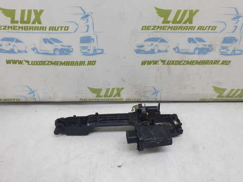 Suport maner exterior dreapta fata 484110-10610 Toyota Rav 4 3 (XA30) [2005 - 2010]