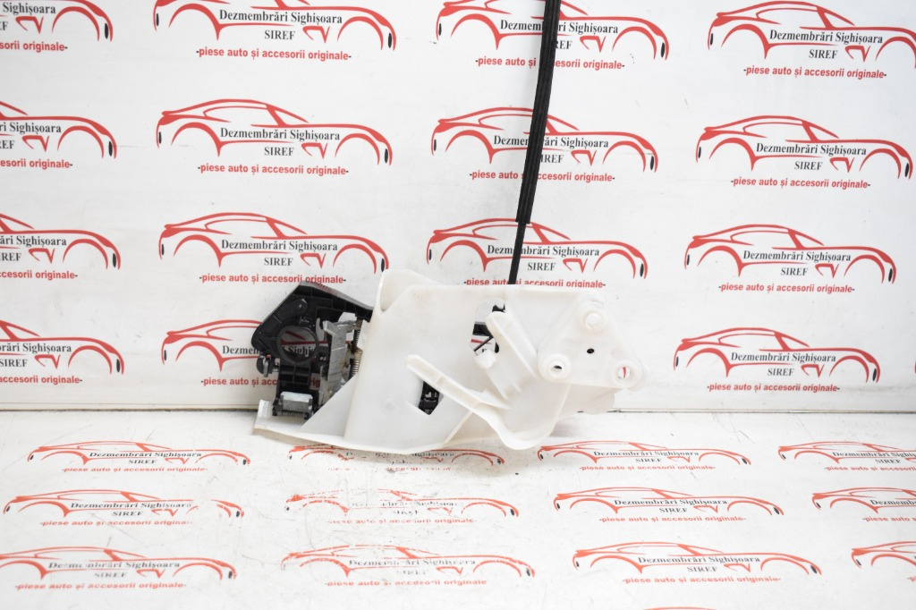 Suport maner usa spate dreapta VW Passat B6 635