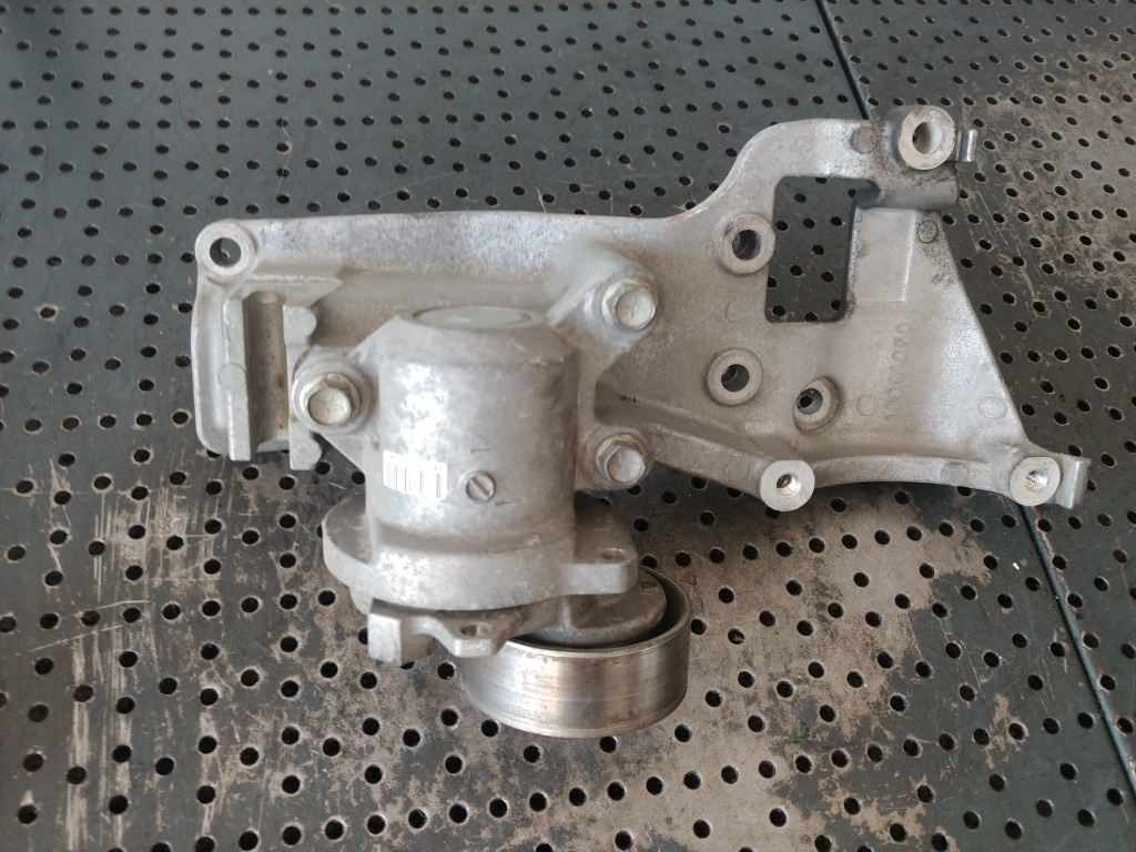 Suport motor 1.8 di-d 4n13 mitsubishi asx 2011 1801a070