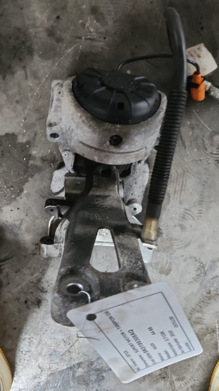 Suport motor Audi A4 B8 2.7 Tdi 2010 Cod : 8K0199307AQ