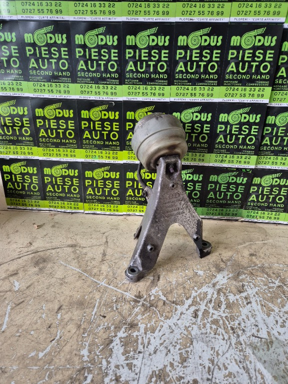 Suport motor BRE BLB cod 8E0199308AF Audi A4 B7 2004-2008 ⭐️⭐️⭐️⭐️⭐️