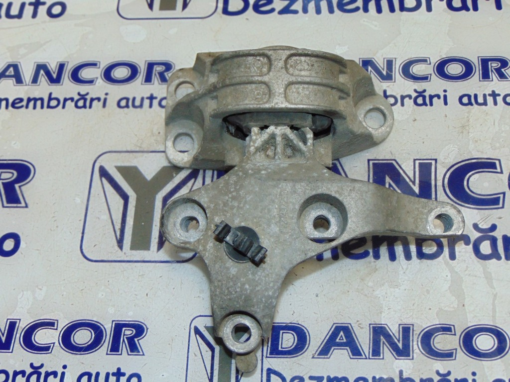 SUPORT MOTOR DACIA DUSTER 1.5 dCi AN 2010/2014 COD 112849221R