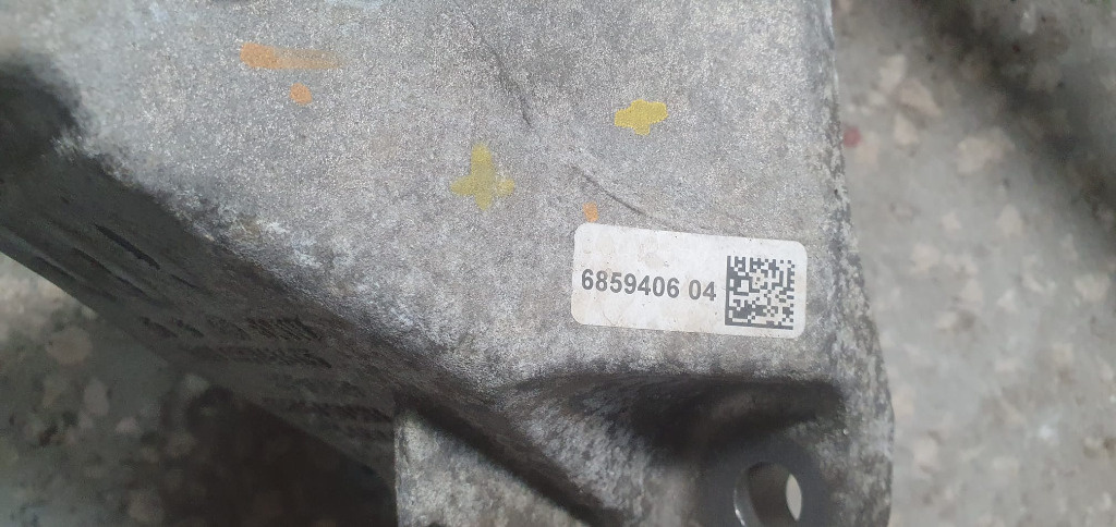 Suport motor dreapta Bmw 3 F30 cod 22116
