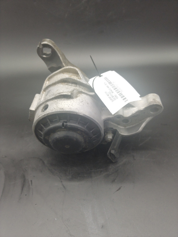 Suport motor Ford Mondeo Mk5 an 2015 cod piesa DS736F012GG