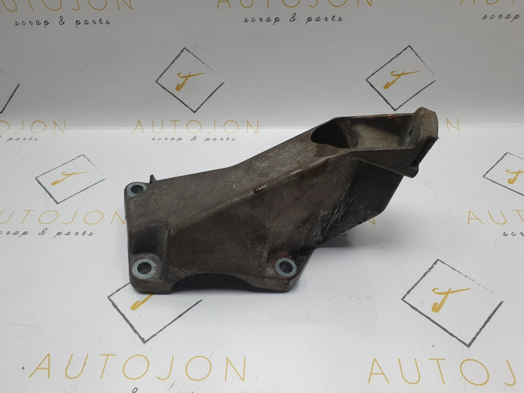 Suport motor stanga AUDI A4 II (8E2, B6) [ 2000 - 2005 ] OEM 8E0199306A / 8E0 199 306 A