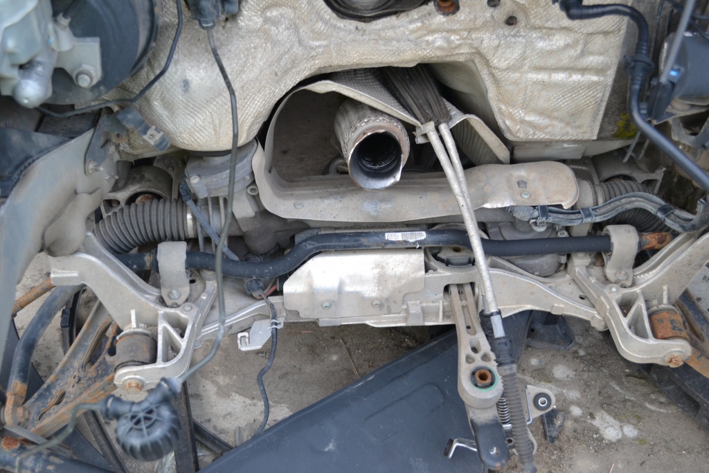 SUPORT MOTOR STANGA Volkswagen GOLF 5 PLUS