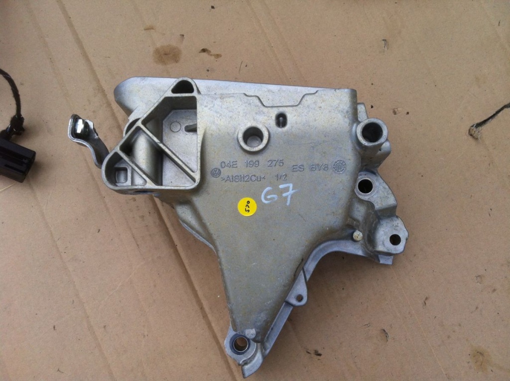 Suport motor VAG 1.4 tsi cod 04E199275