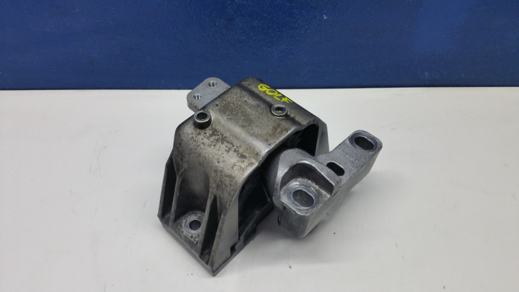 Suport motor VW Golf 4 , Bora, Skoda Octavia 1 Cod 1J0199262BF