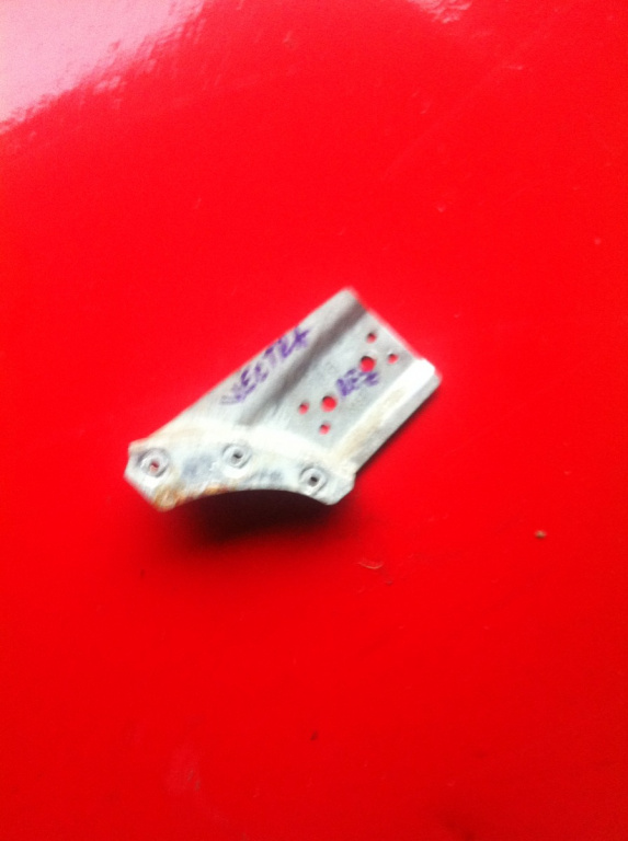 Suport motoras rez Opel Vectra A [1988 - 1995] Sedan 1.6 MT (75 hp) (86_ 87_)