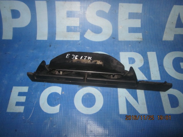 Suport pahare BMW E39 ;8190206 (volan dreapta)