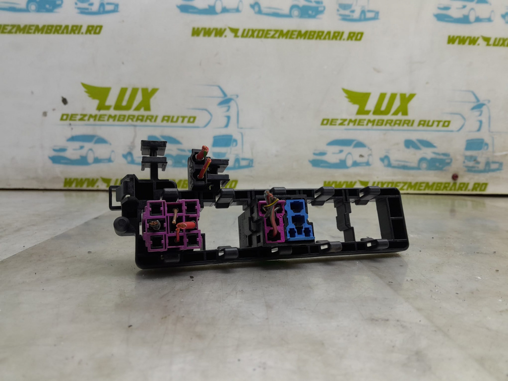 Suport panou relee 1k1937503 Volkswagen VW Passat B6 [2005 - 2010]