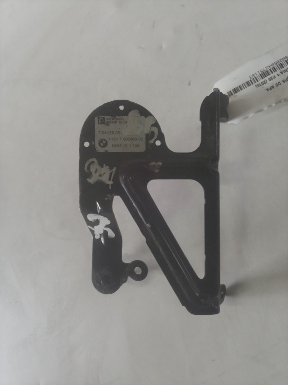 Suport pompa de apa Bmw Seria 1 F20 an 2016 cod piesa 704125050