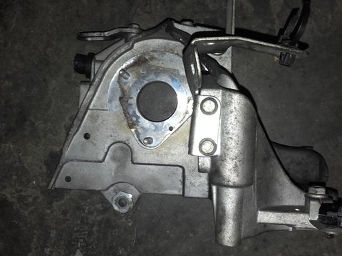 Suport pompa injectie 55187918 opel astra h z19dt 120 cai