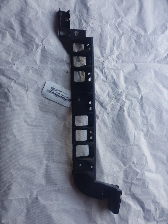 Suport prindere dreapta bara spate Skoda Octavia 3 Berlina an 2014 CKFC cod piesa 5e5807864