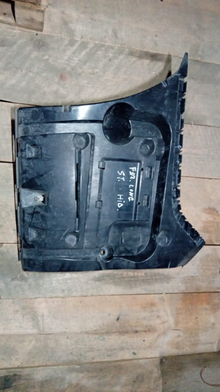 Suport prindere stanga pentru bara spate BMW Seria 7 F02 , COD 7183885