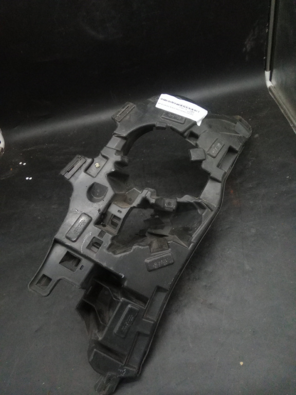 Suport proiector ceata dreapta bmw x1 f48 Bmw X1 F48 cod piesa 7347626