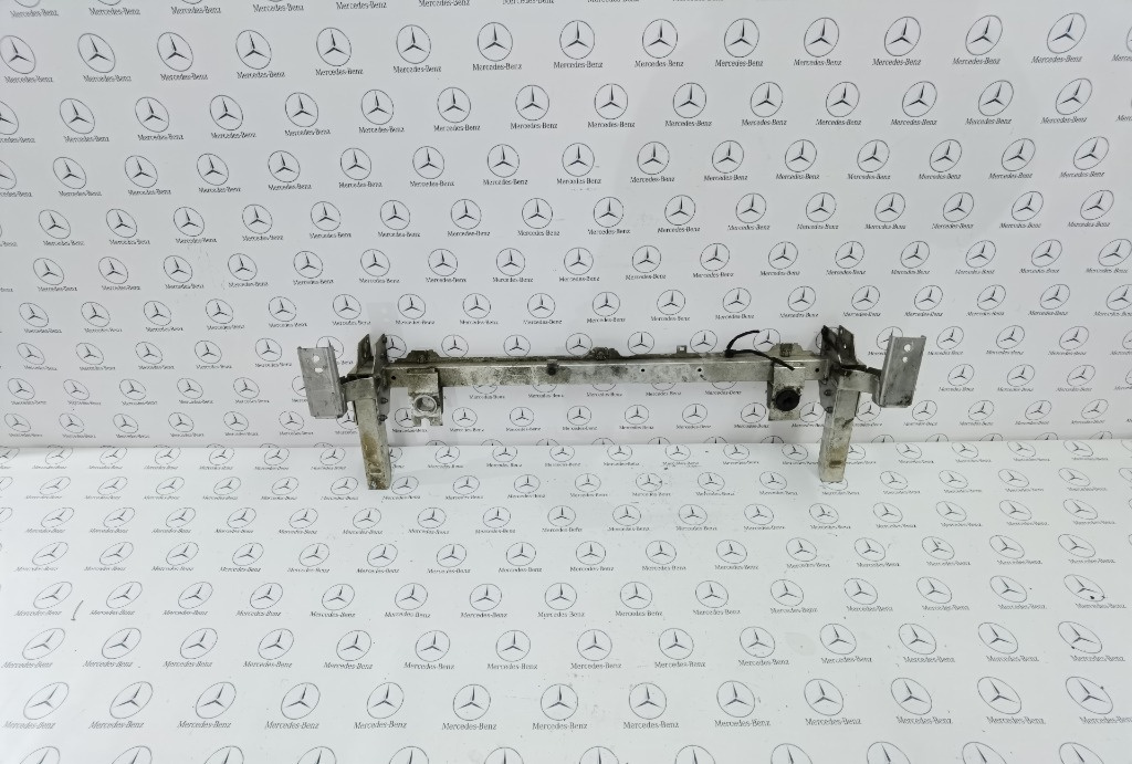 Suport radiatoare mercedes cla200 cdi c117 a2466200010