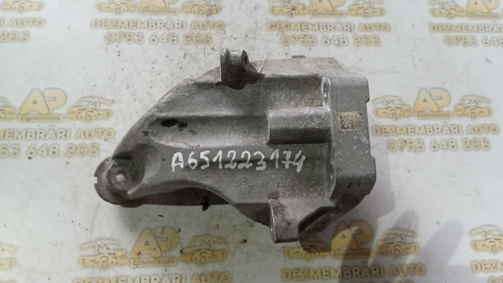 Suport Stanga Motor Mercedes Sprinter W906 cod: A6512231704