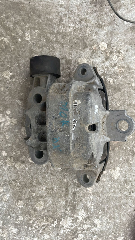 Suport tampon motor cutie compresor Opel Mokka x 1.6 cdti