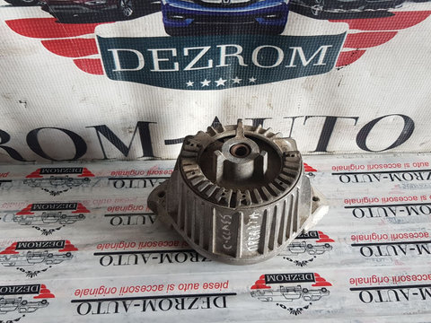 Suport / Tampon motor dreapta Mercedes-Benz C-Class (S204) 200 CDi 2.2 136cp cod piesa : A2042400317Q3