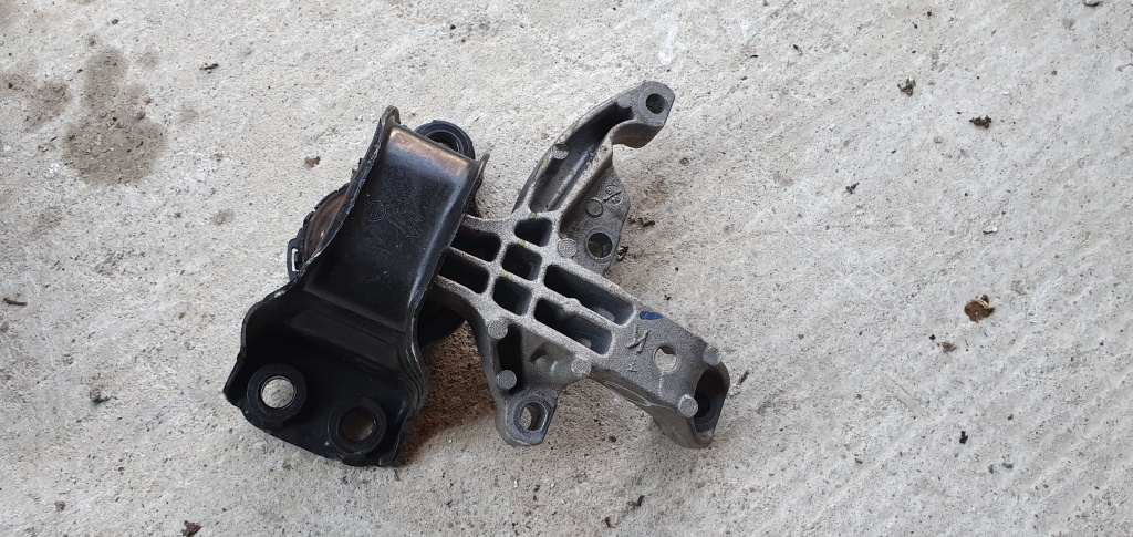 Suport Tampon motor Nissan Qashqai 2 Facelift 1.5 DCI 2016 2017 2018 2019