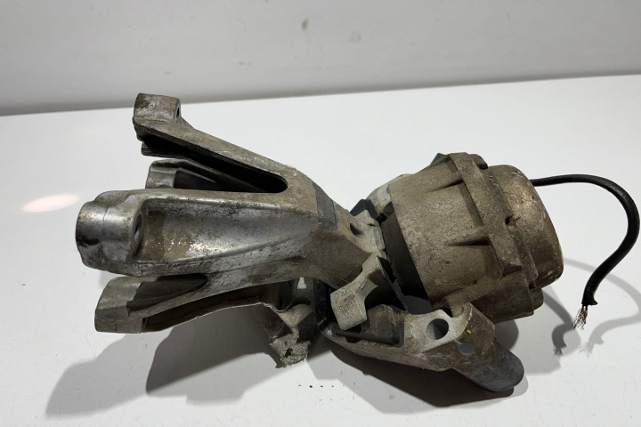 Suport / tampon motor stanga 3.0 TDI 8K0199307BJ Audi A6 4G/C7 [2010 - 2014]