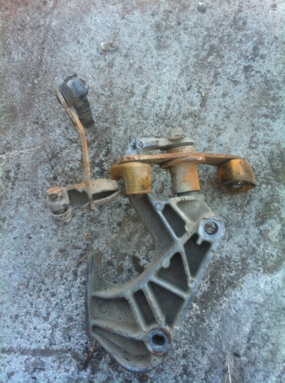 Suport timonerie cv Opel Astra F [1991 - 1994] Hatchback 5-usi 1.6 MT (75 hp) (53_ 54_ 58_ 59_) 1.6i