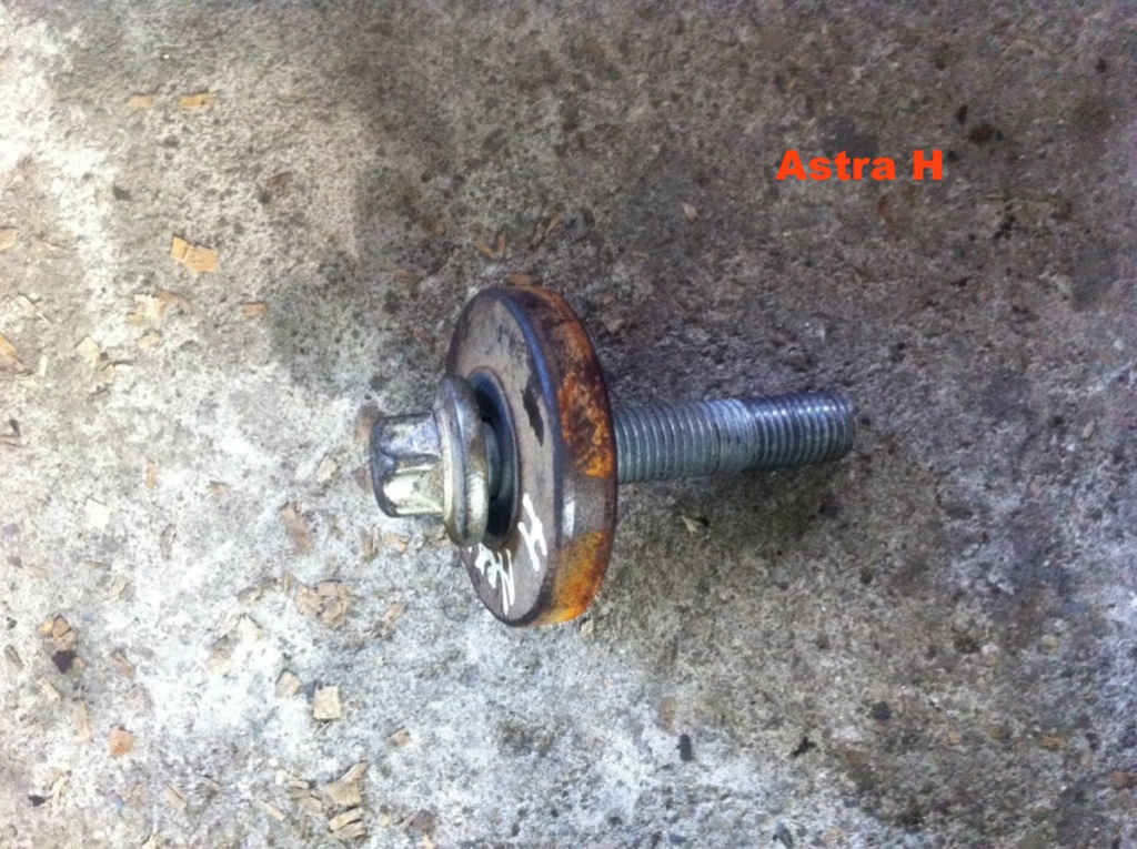 Surub fulie vibrochen Opel Astra H [2004 - 2007] H